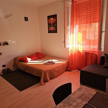 Home 21 Turin Luaran gambar